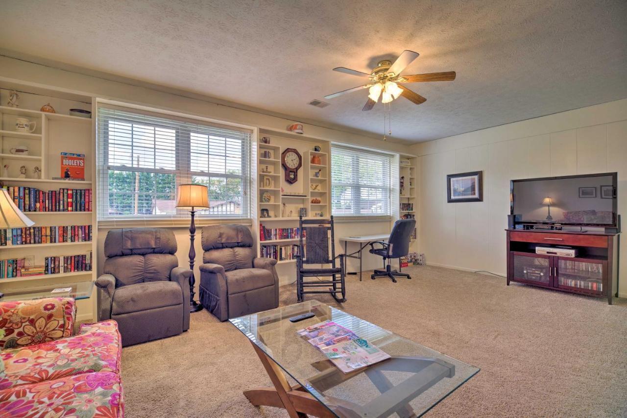 Villa 16 Mi To Pigeon Forge Jujus House With Mtn View Seymour Exterior foto